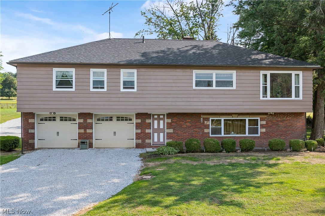 988 E Turkeyfoot Lake Road