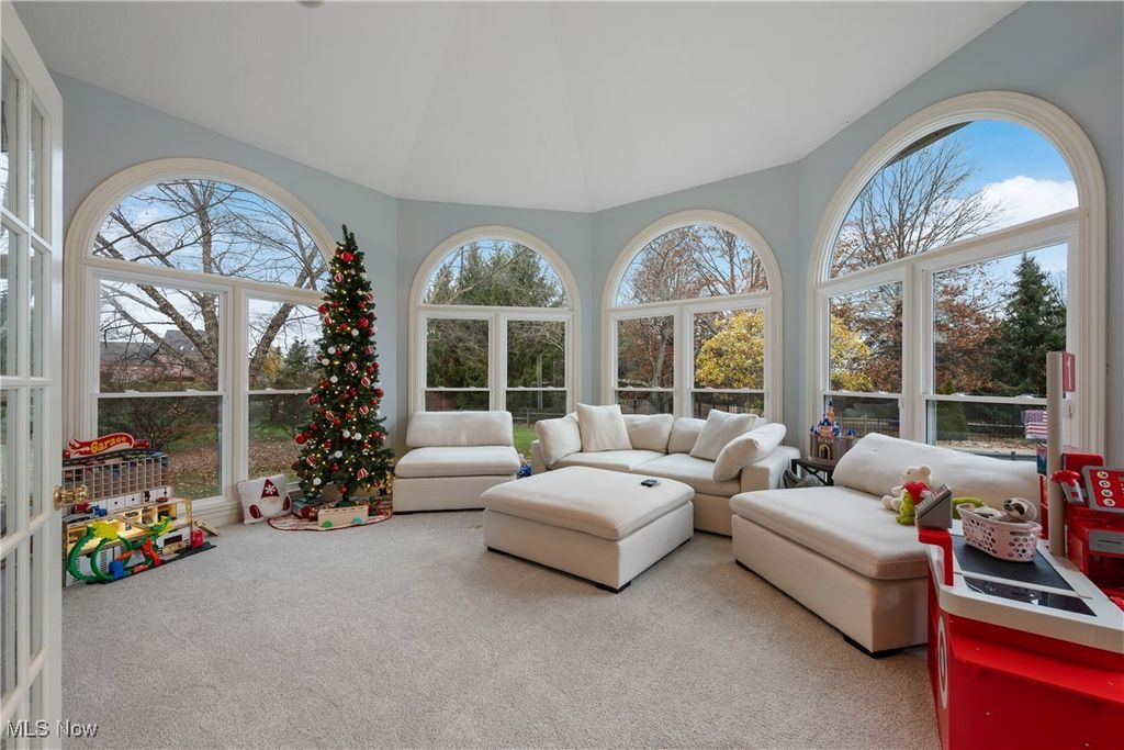 Photo of 1527 Alexandria Parkway SE, Canton, OH 44709 (MLS # 5175779)