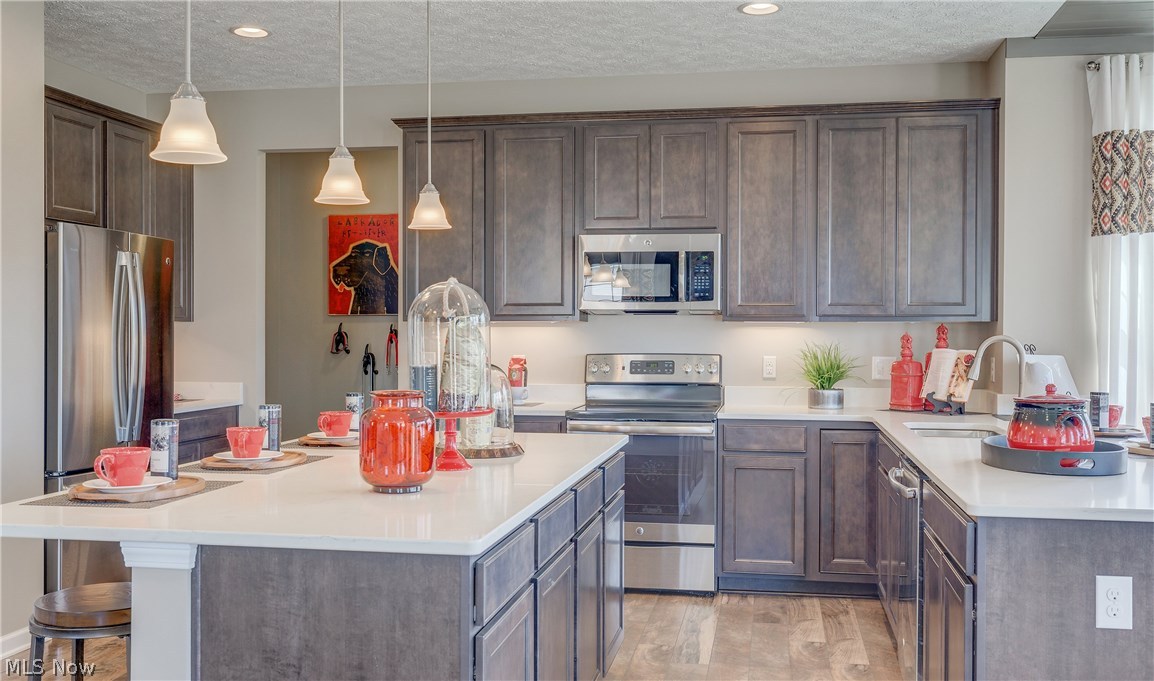 Meadow Lakes - Residential