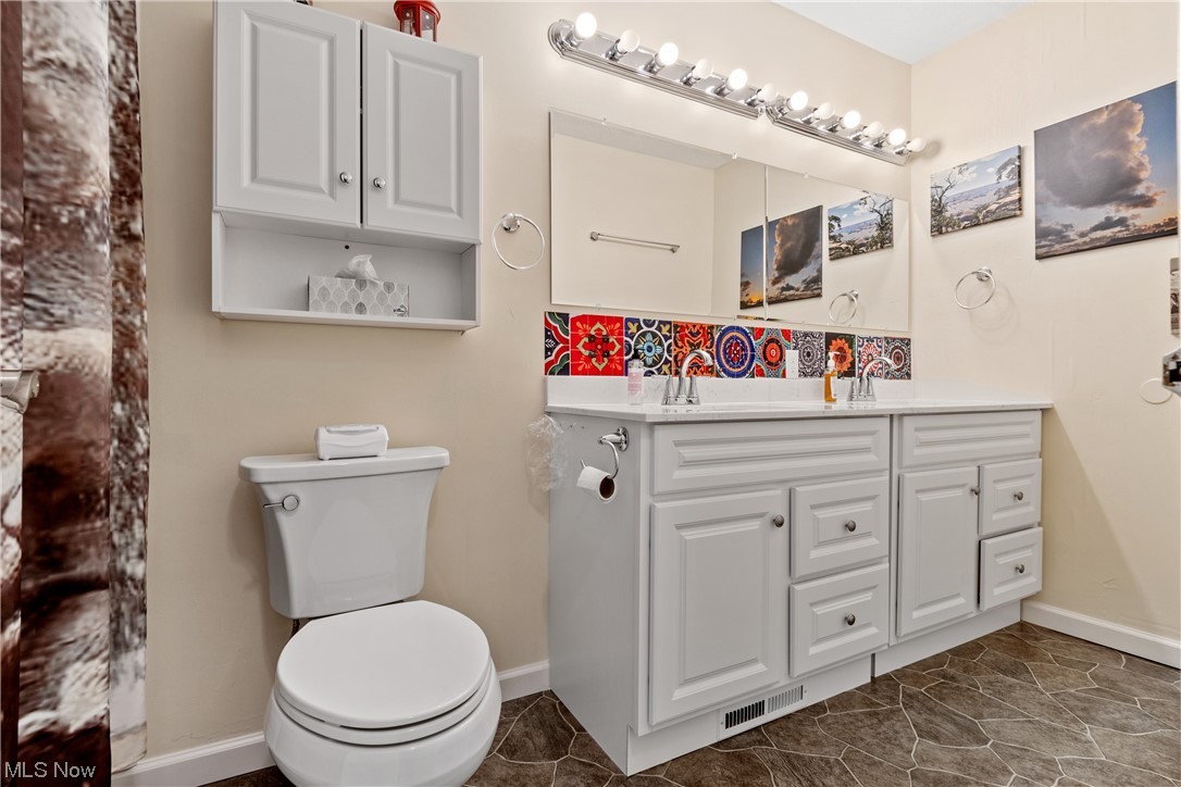 Highland Meadows Condo - Residential