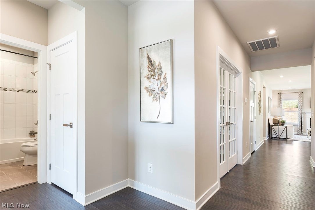 1161 Hunting Hollow