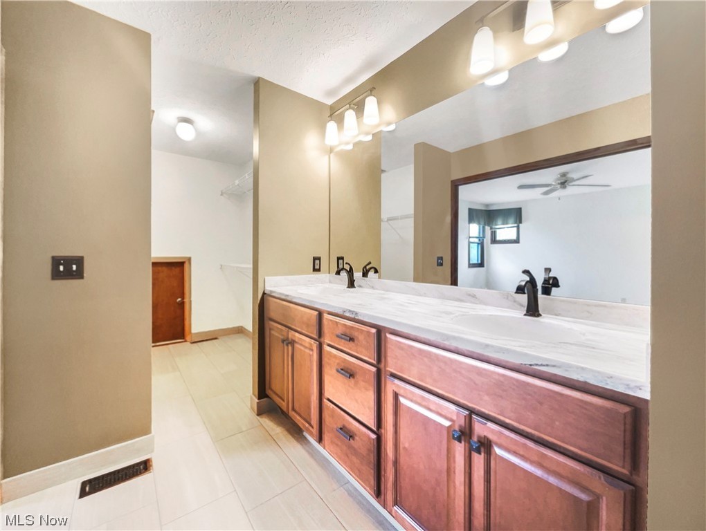 Hampton Glen - Residential