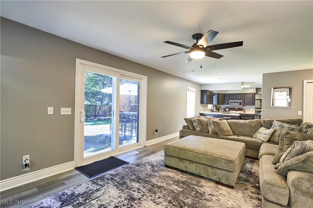 Painesville Twp, Ohio 44077, United States, 3 Bedrooms Bedrooms, ,2 BathroomsBathrooms,Residential,Active,221149