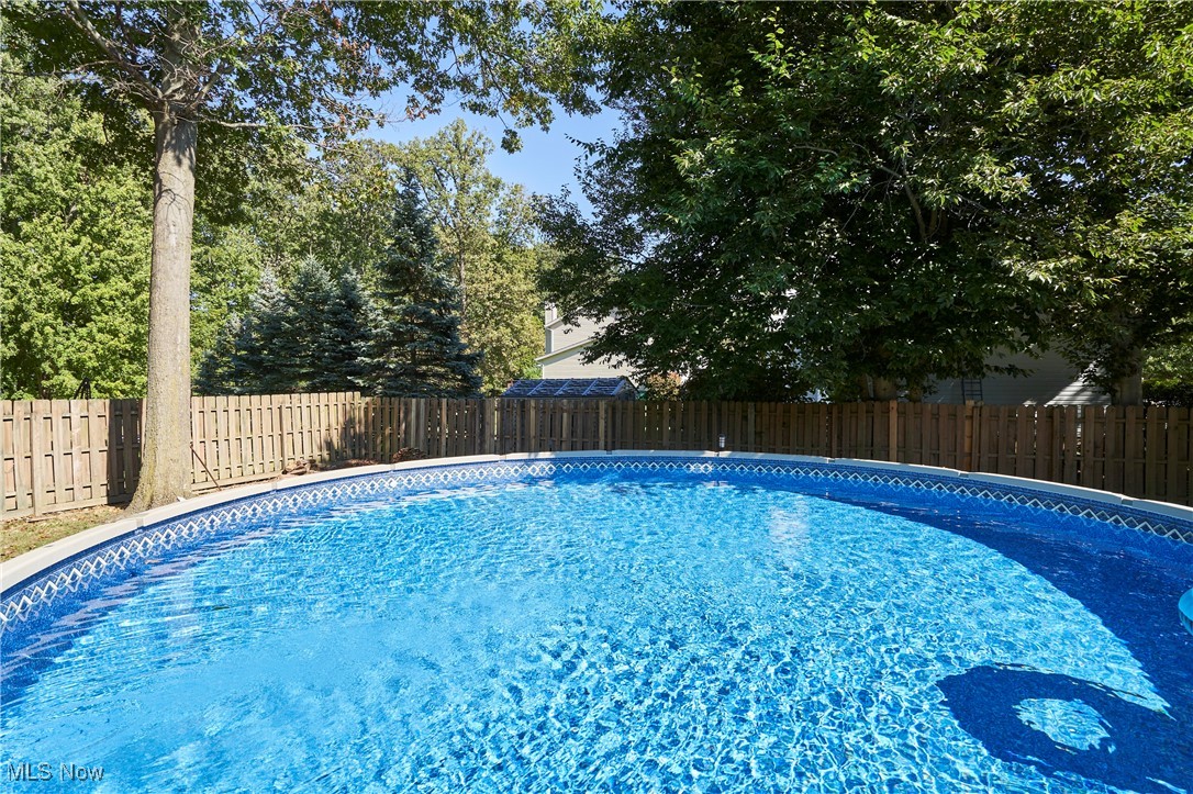 Painesville Twp, Ohio 44077, United States, 3 Bedrooms Bedrooms, ,2 BathroomsBathrooms,Residential,Active,221149