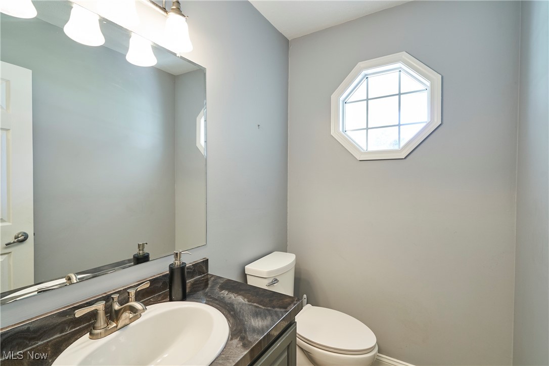 Painesville Twp, Ohio 44077, United States, 3 Bedrooms Bedrooms, ,2 BathroomsBathrooms,Residential,Active,221149