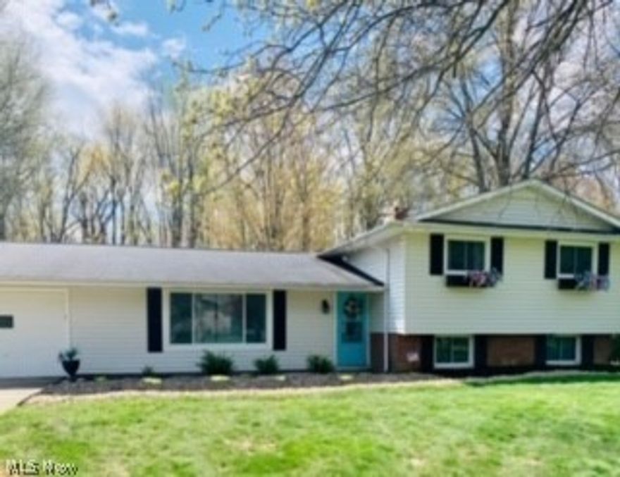 Beautifully remodeled 4 bedroom home located on a private wooded lot.  Updates include a Master Bedroom with a remodeled bath in 2020,dual shower heads & Bluetooth exhaust fan.  New Kitchen with stainless steel appliances & Bamboo floors.  Freshly painted through out.  The Nest thermometer.  New
Hot water tank in 2018.  This home boasts a cathedral ceiling in the family room & an open floor concept,perfect for entertaining.  The home is located on a private wooded lot and located just .4 mile from the Metro Parks and aprox. 20 minutes from down town Cleveland with easy access to the freeway and   Cuyahoga Valley National Park.