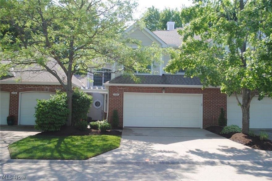 Attractive Upscale Wyndgate Townhome …. Preferred Setting And Location Backing To The 6th Hole Of Lakewood Country Club …. Pristine Condition …. Wide Open Floor Plan With Lots Of Natural Light …. Freshly Painted In Warm-Fashionable Gray Tone With Crisp White Trim And Doors …. Brand New Carpeting Throughout …. Huge Eat-In Kitchen With Appliances, Including Clothes Washer And Dryer …. Inviting Family Room With Built In Book Shelves And Cozy Fireplace …. 4 Season Sun Room Offering A Wonderful View Of The Golf Course …. 1st Floor Utility …. Gigantic Master Bedroom With Large Master Bathroom Including Separate Soaking Tub And Shower …. Beautiful Epoxy Garage Floor …. Very Special!