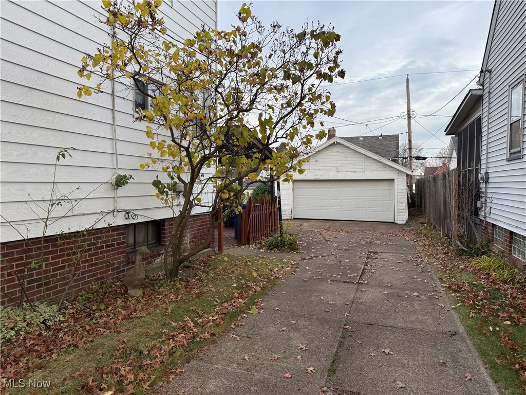 3492 Tuttle Avenue, Cleveland, Ohio image 2