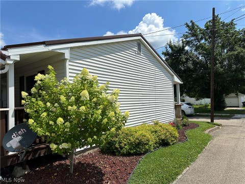 Tiny photo for 609 Lewis Street, Caldwell, OH 43724 (MLS # 5225830)