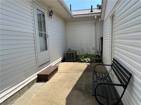 Tiny photo for 609 Lewis Street, Caldwell, OH 43724 (MLS # 5225830)