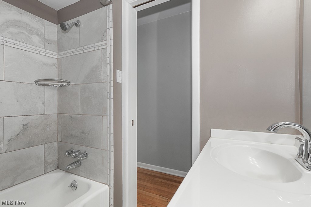 Gates Mills Blvd Estates Sub - Residential