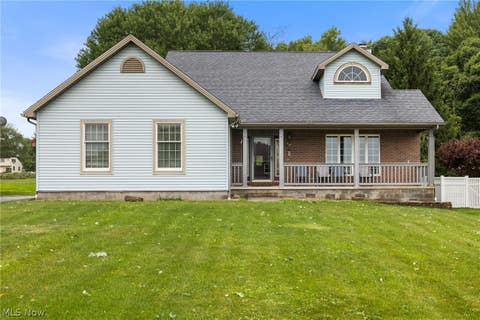 Homes For Sale - 2900 Spring Meadow Circle<br/> Mahoning County, Youngstown, OH 44515