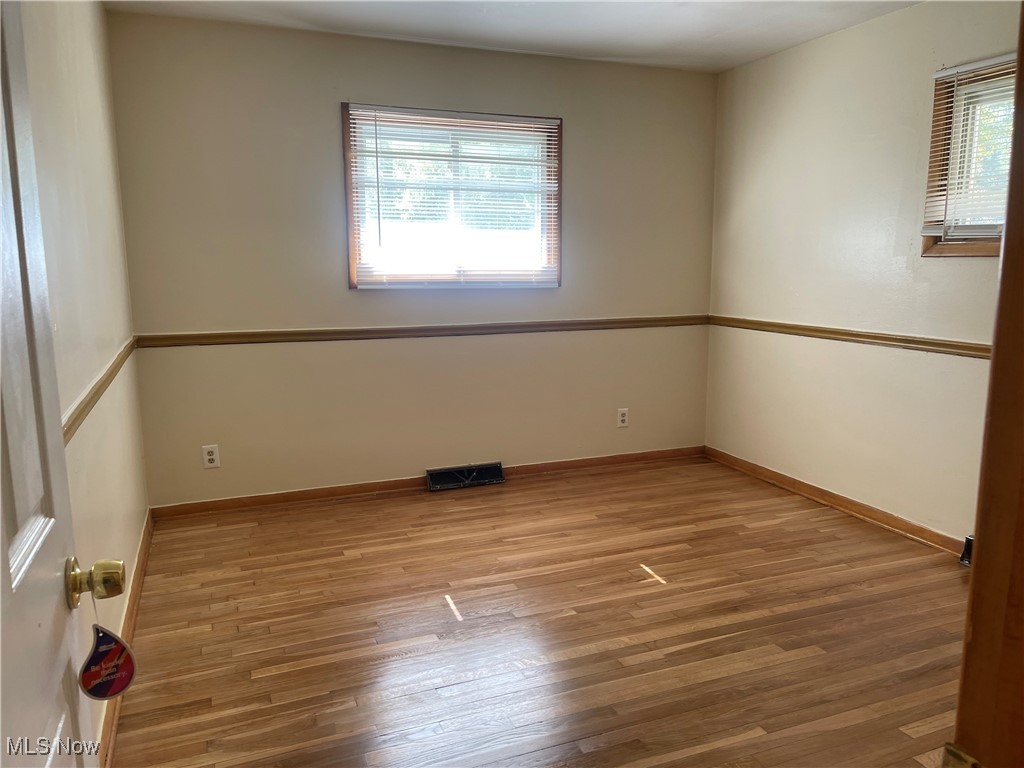 Orasz 02 - Residential