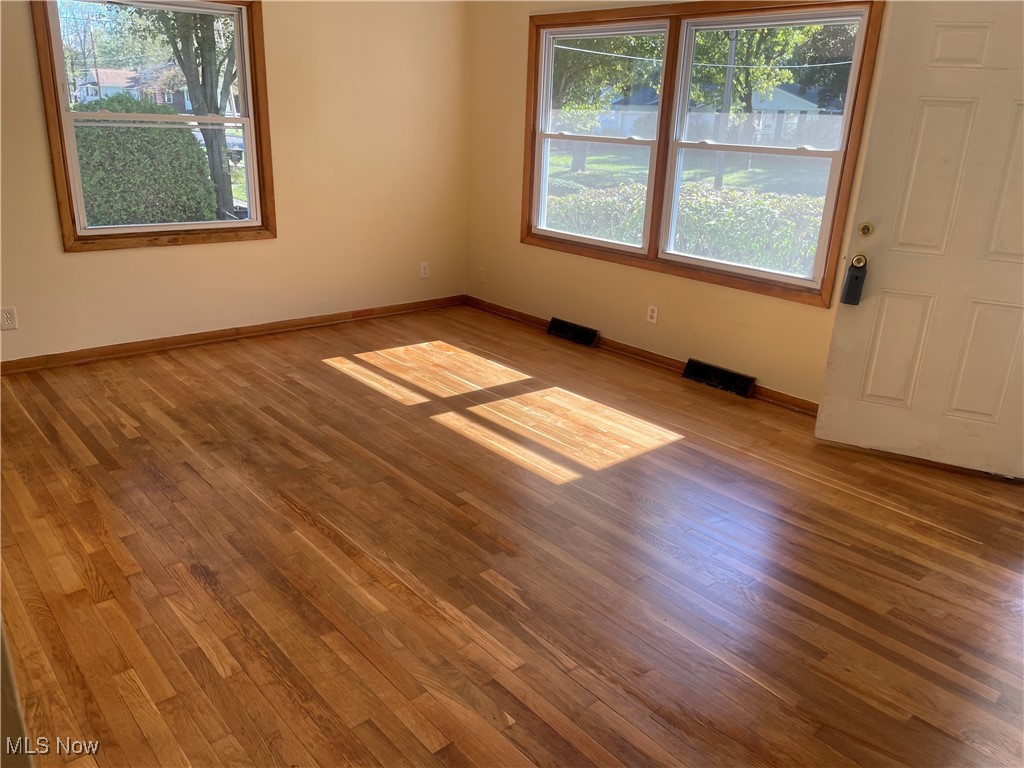 Orasz 02 - Residential