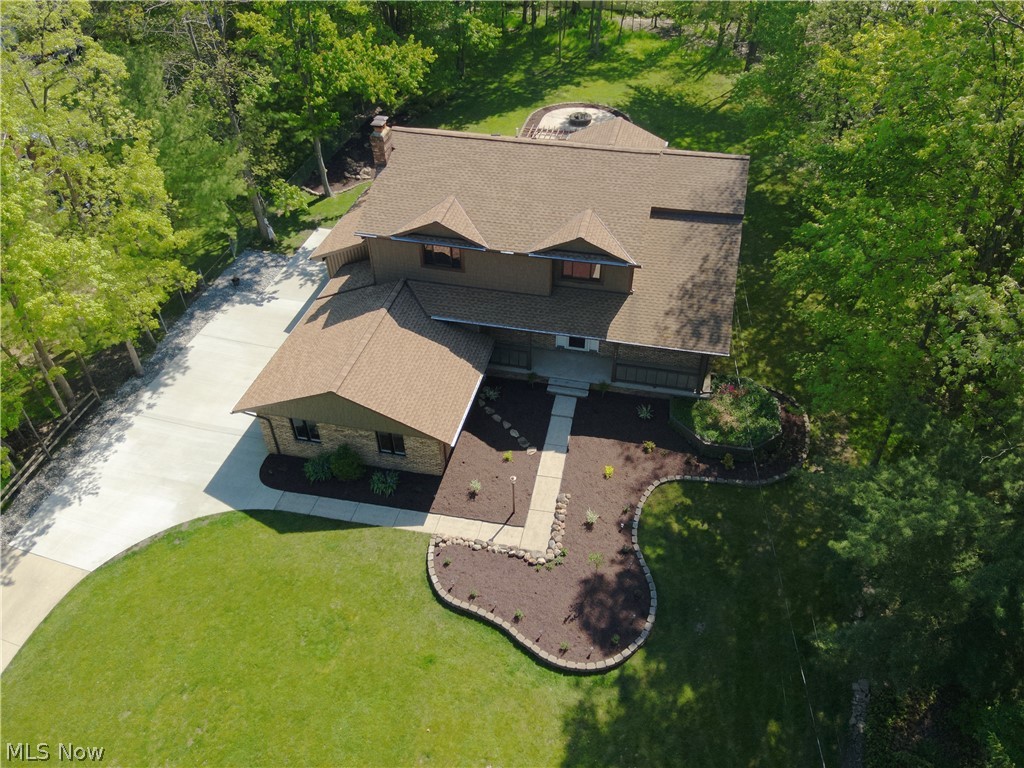 7447 McLELLAN Drive
