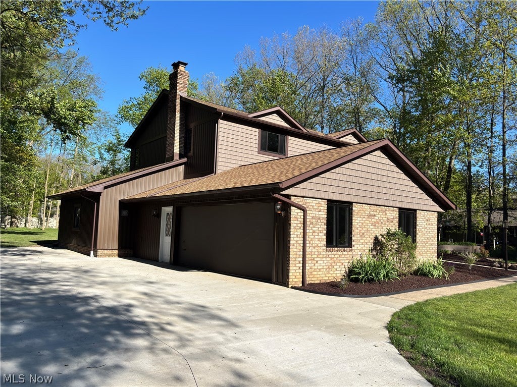 7447 McLELLAN Drive