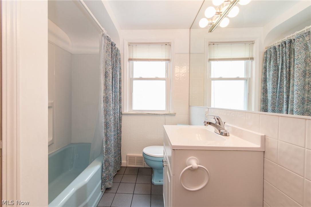 Purdy & Roads Silsby-Idlewood - Residential Income