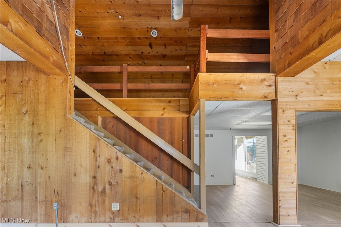 Hubbard City - Commercial Sale