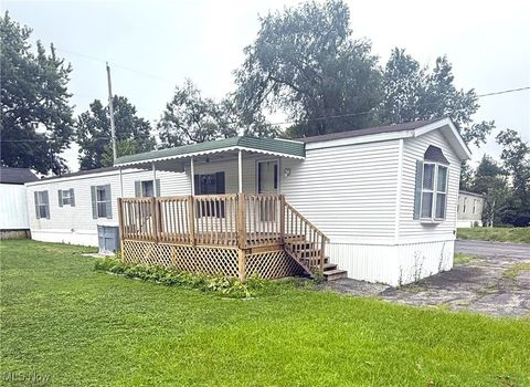 26240 Broadway Ave #21 Oakwood Village OH 44146