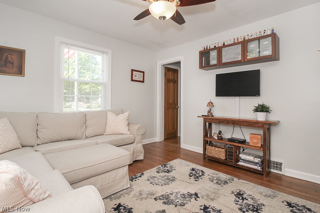 Utopia Bach 02 - Residential