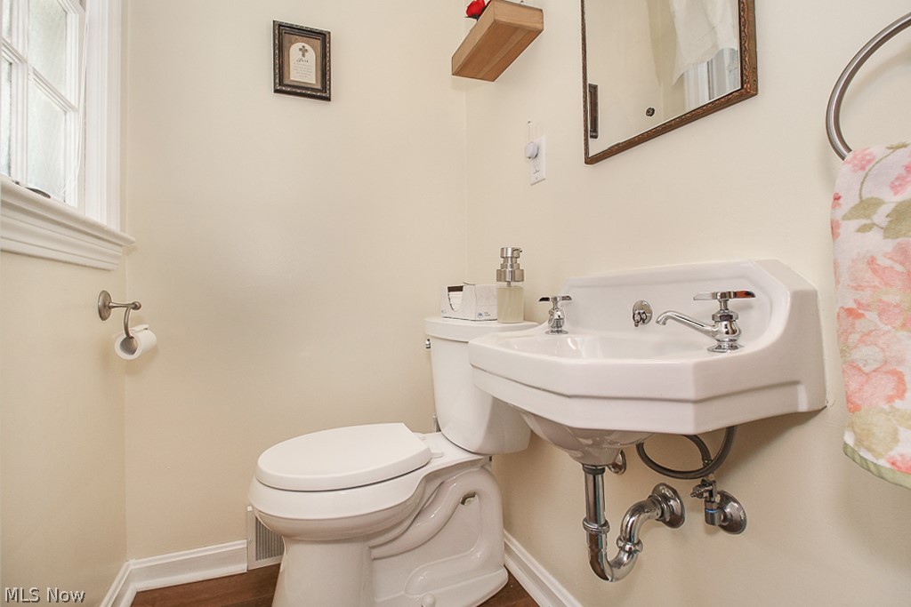 Utopia Bach 02 - Residential