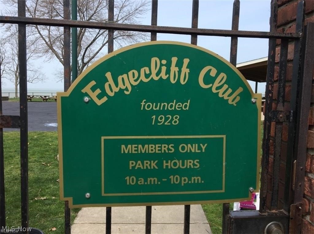 Utopia Bach 02 - Residential