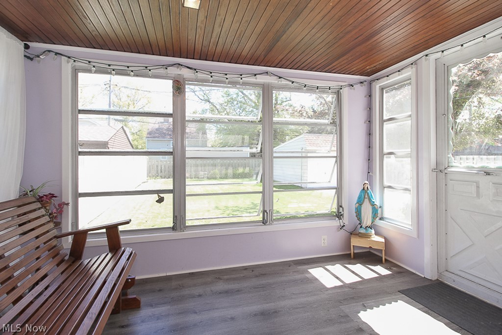 Utopia Bach 02 - Residential