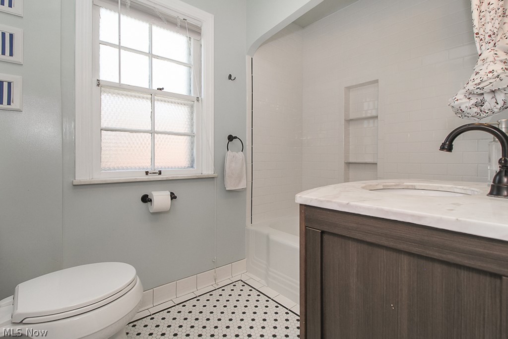 Utopia Bach 02 - Residential