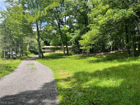 Homes For Sale - 8456 Whitewood Road<br/> Cuyahoga County, Brecksville, OH 44141