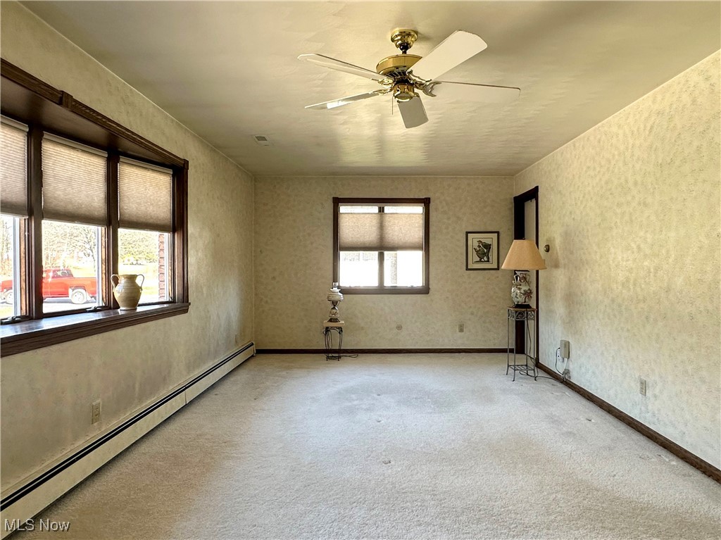 365 Sunset Drive, Brookfield, Ohio image 33