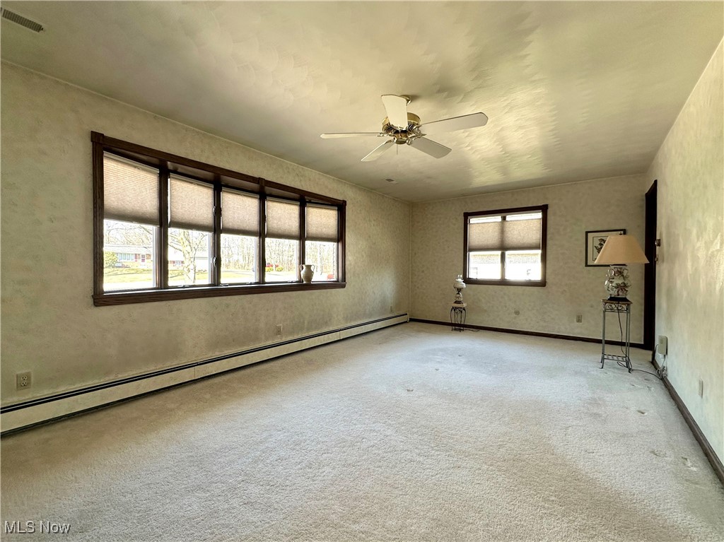 365 Sunset Drive, Brookfield, Ohio image 30