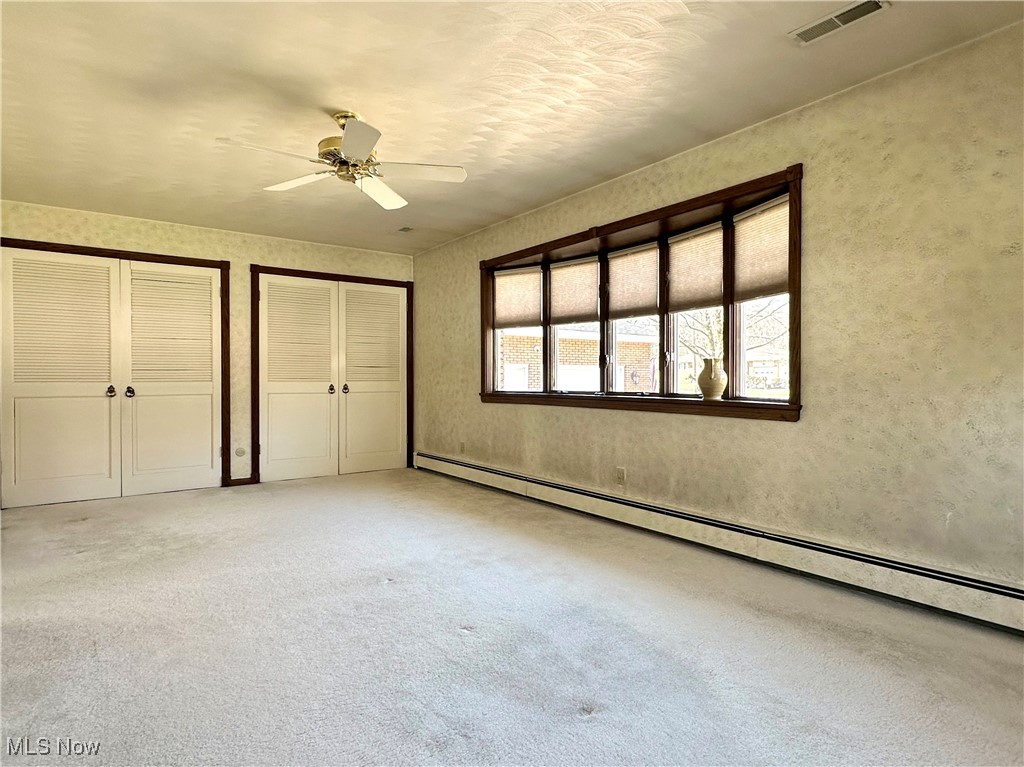 365 Sunset Drive, Brookfield, Ohio image 32