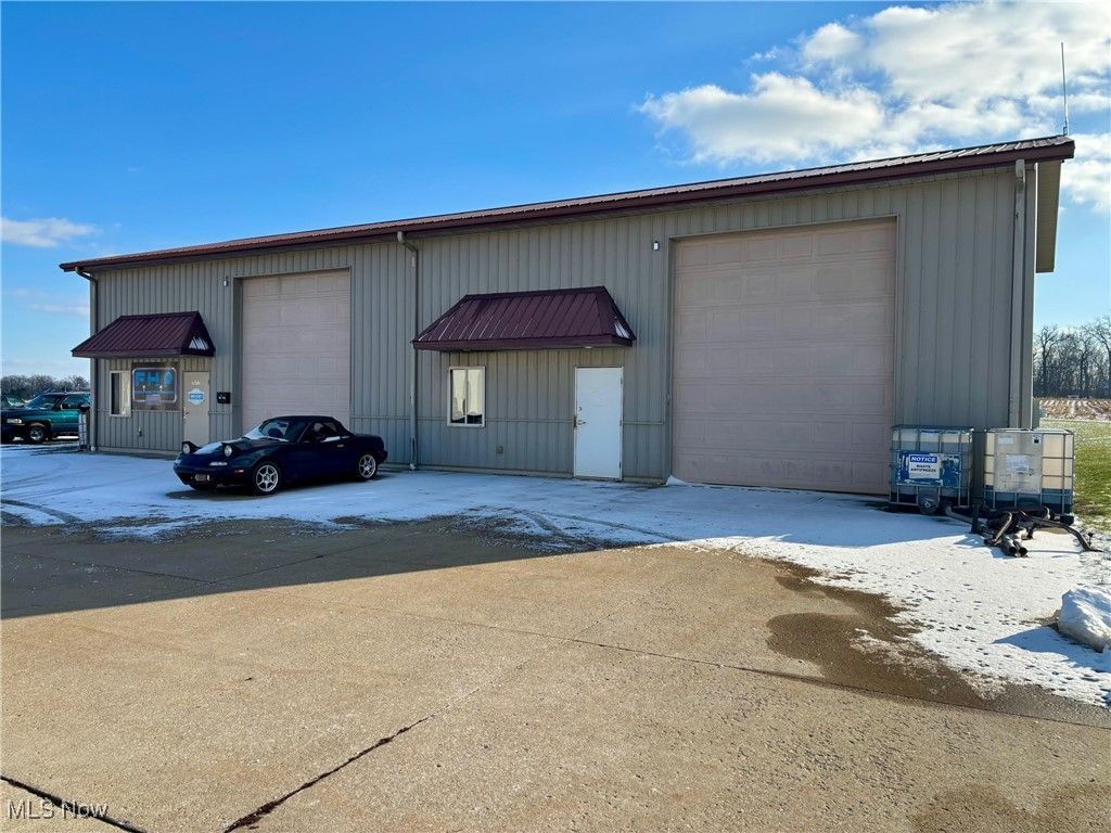 Photo of 7877 E Lincoln Way, Apple Creek, OH 44606 (MLS # 5177498)