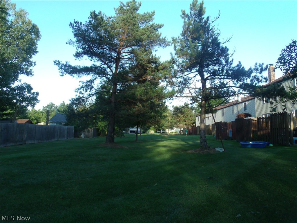 Maplecreek Townhouses - Residential
