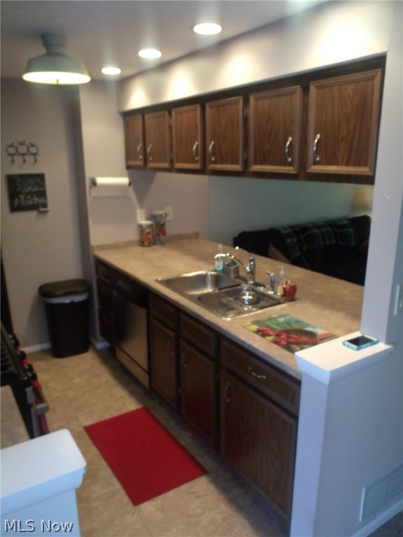 Maplecreek Townhouses - Residential