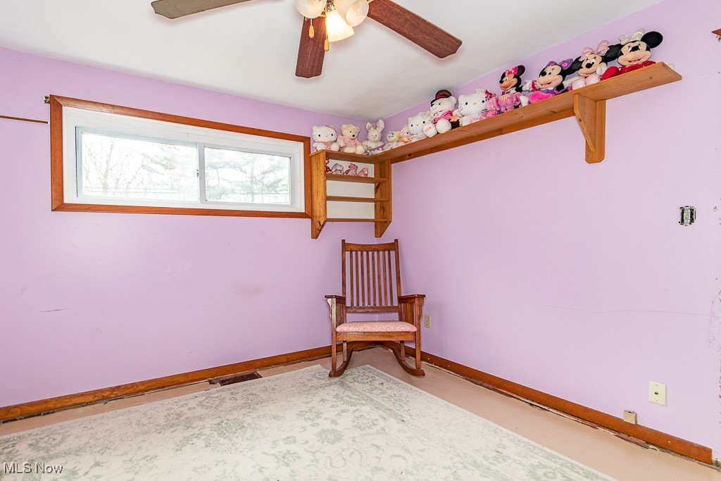 10932 Thwing Road, Chardon, Ohio image 30