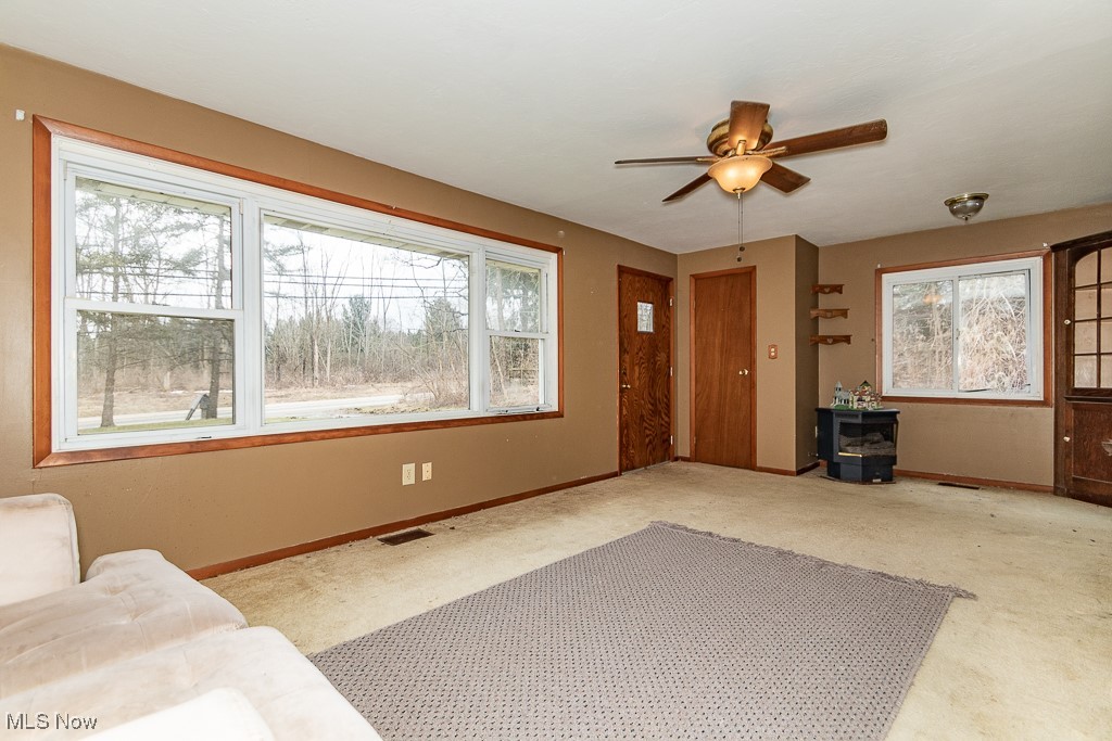 10932 Thwing Road, Chardon, Ohio image 18