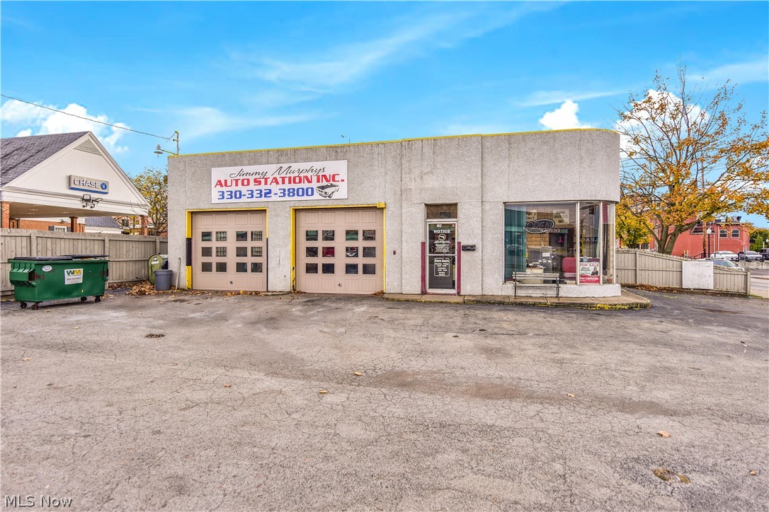 PRIME Location for this Auto Body Shop previously known as Jimmy Murphy's Auto Station and the nostalgic Brownies Amaco Station. Awesome CORNER Location offers convenient in and out - plus convenient location a block off State Street. Columbia Gas & Ohio Edison. Garage is heated by overhead Resnors.
2 New Garage Doors.