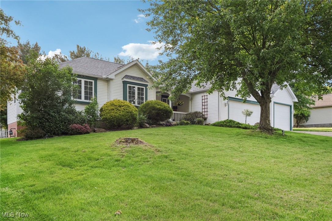 641 Bobwhite Trail, Akron, Ohio image 4