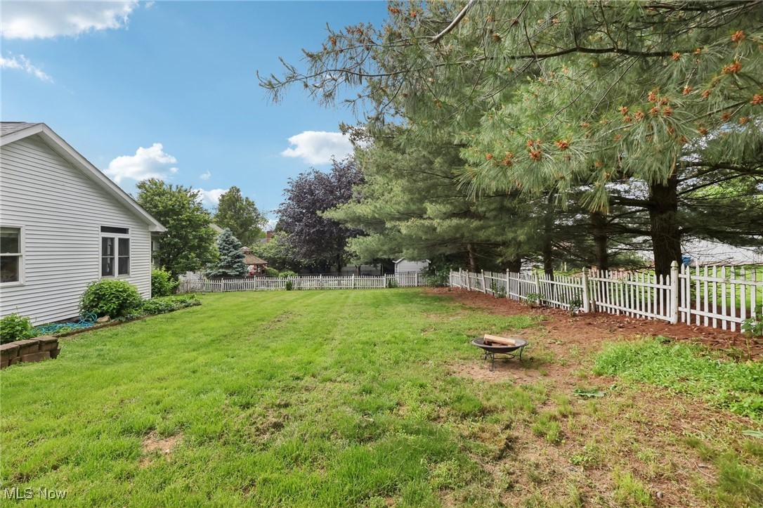 641 Bobwhite Trail, Akron, Ohio image 40