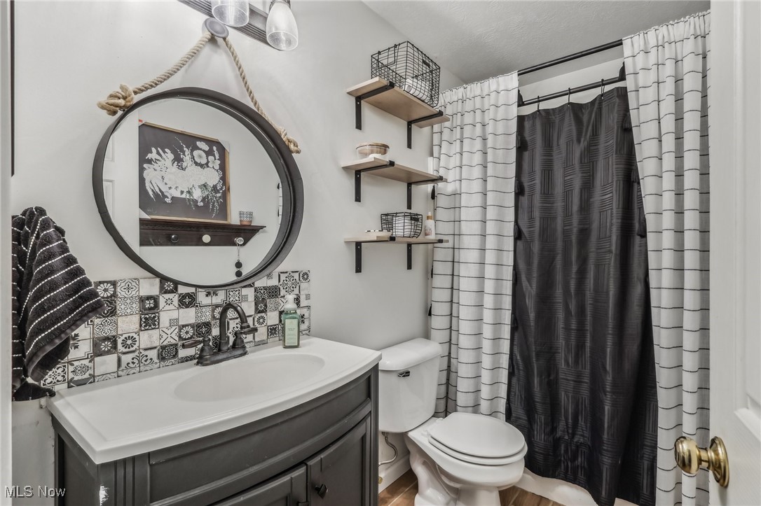 641 Bobwhite Trail, Akron, Ohio image 25