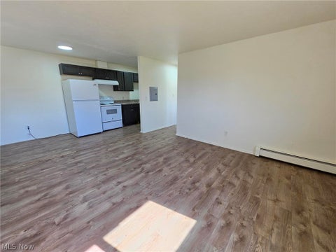 Tiny photo for 4822 Lee Road #D14, Cleveland, OH 44128 (MLS # 5257126)