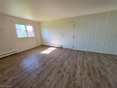 Tiny photo for 4822 Lee Road #D14, Cleveland, OH 44128 (MLS # 5257126)
