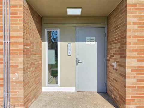Tiny photo for 4822 Lee Road #D14, Cleveland, OH 44128 (MLS # 5257126)