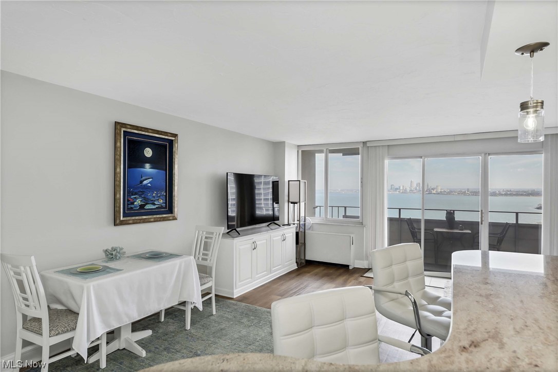 The Carlyle - Residential