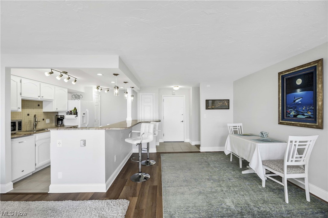 The Carlyle - Residential