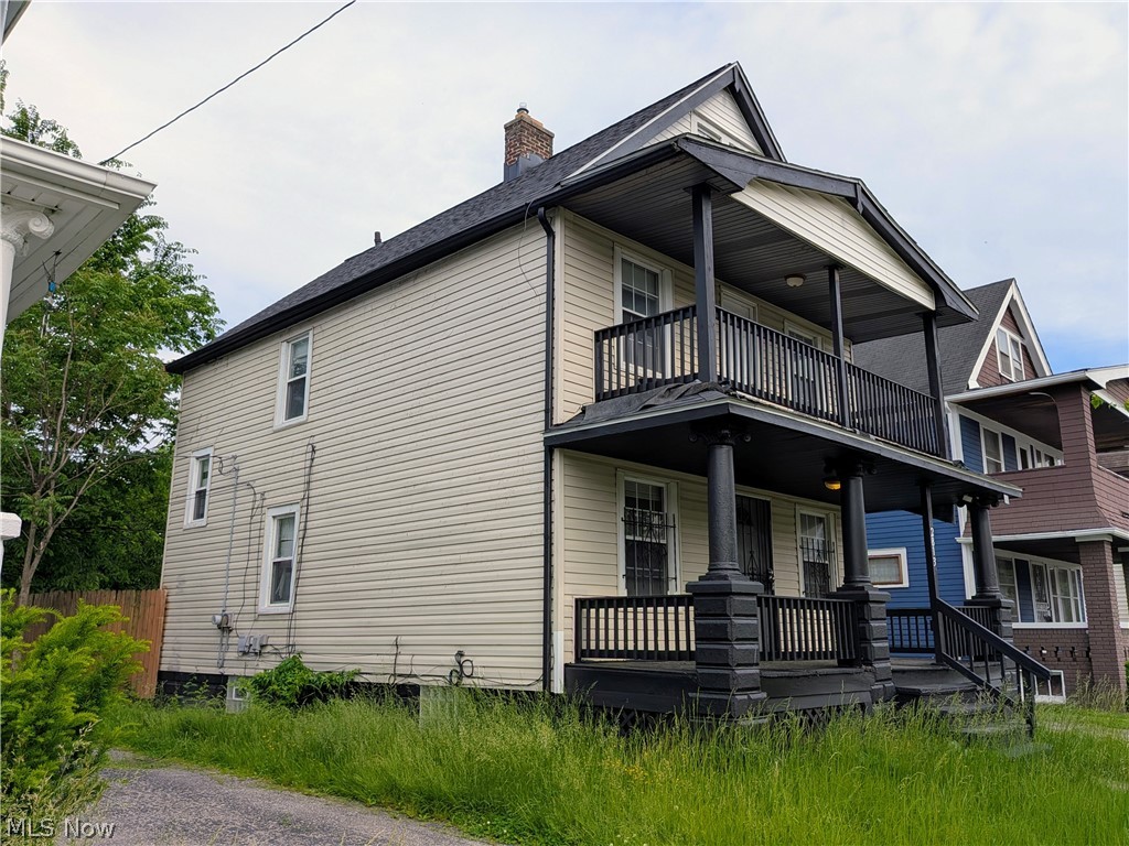 2813 E 125th Street