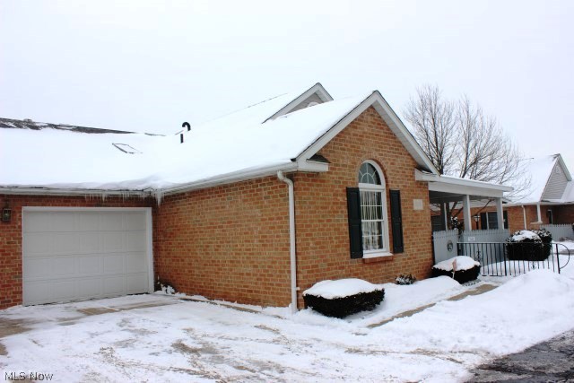 Hartville Country Commons Condo - Residential