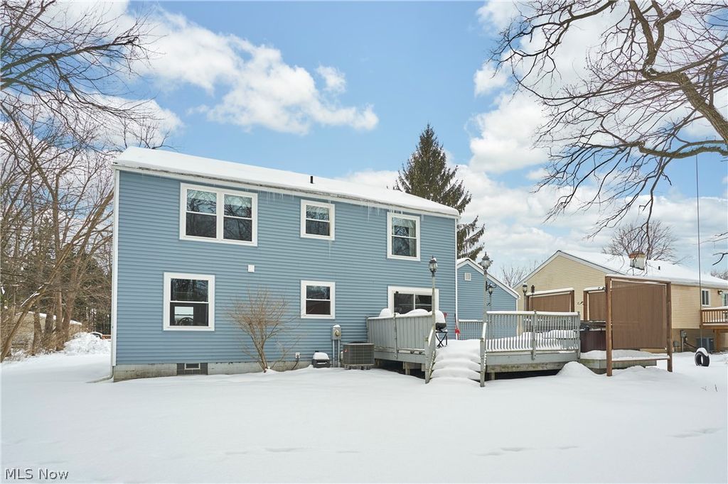 Photo of 300 Manhattan Parkway, Painesville, OH 44077 (MLS # 5185540)