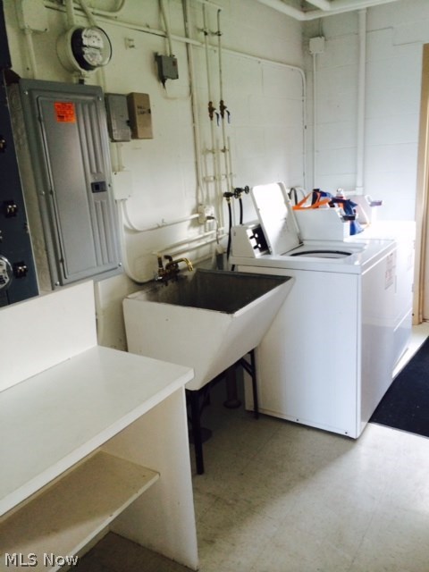 Pinecrest - Residential